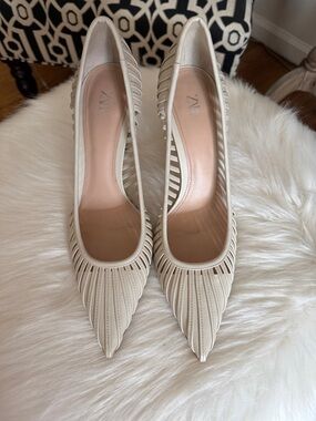Zara Cream Pointed Cutout Pumps